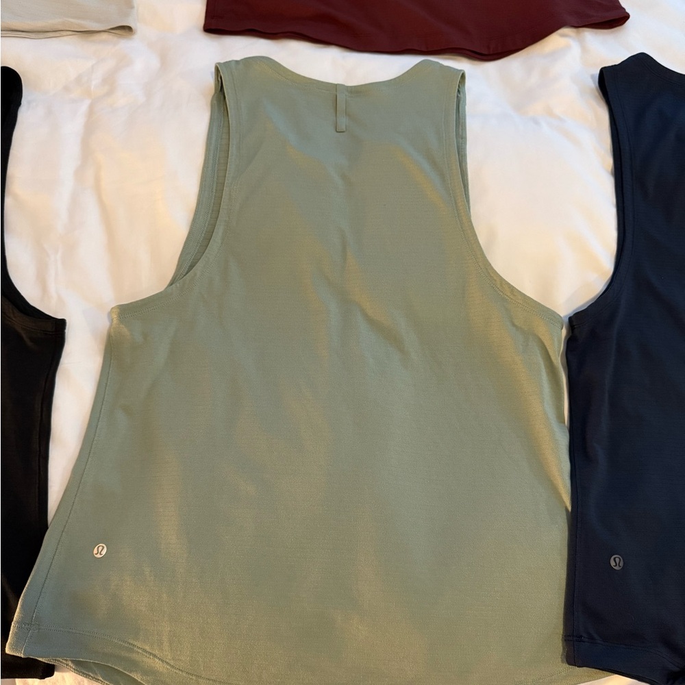 Lulu License to Train Tank Top Large - Picture 6 of 14